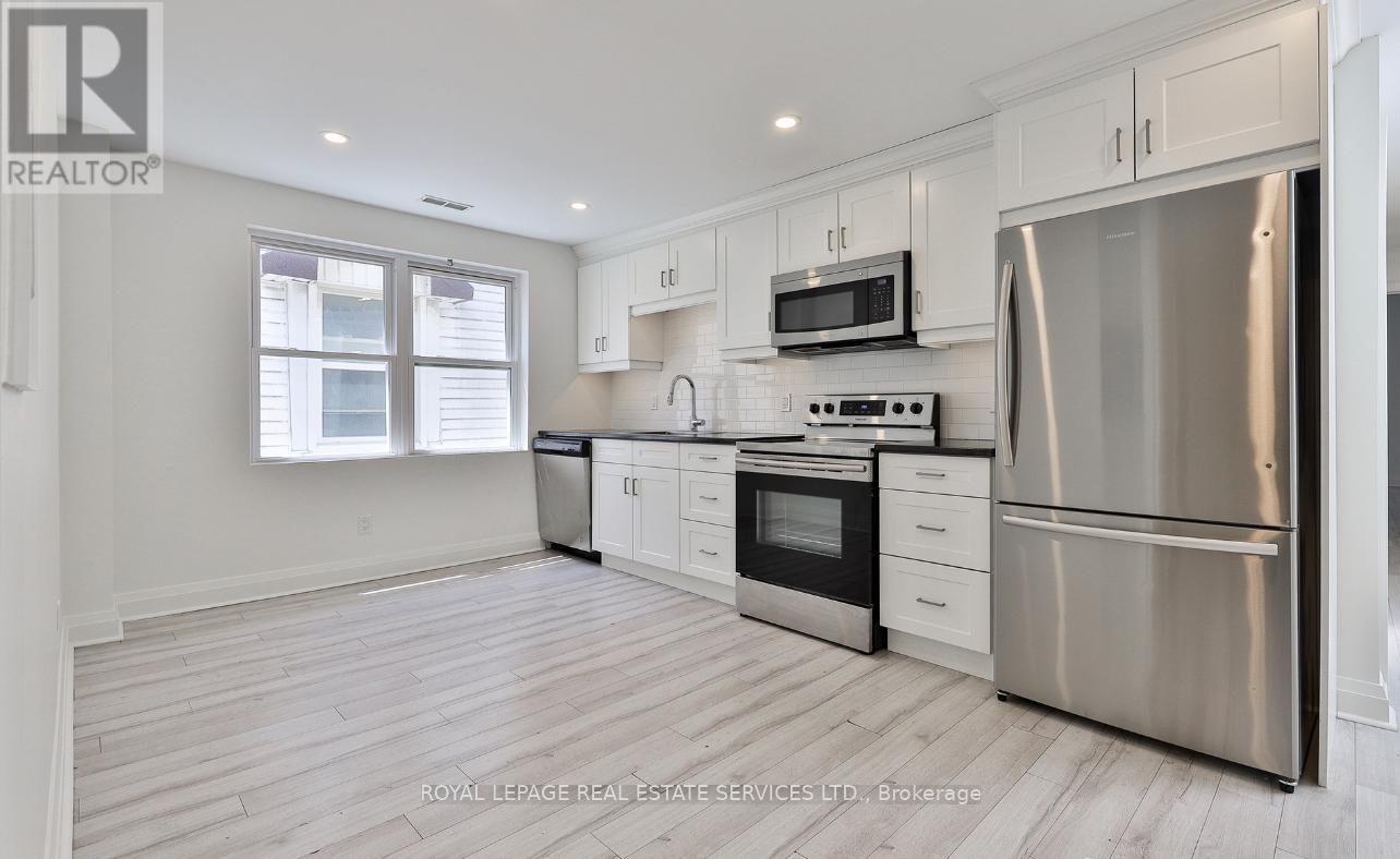995 Bloor Street W Property Photo 2
