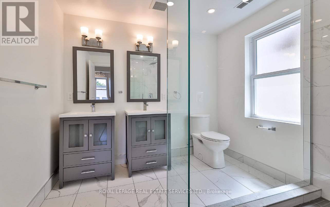 995 Bloor Street W Property Photo 8