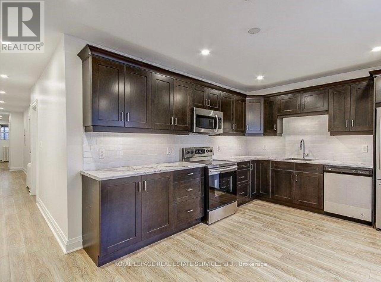 995 Bloor Street W Property Photo 16