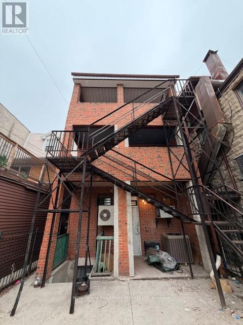 995 Bloor Street W Property Photo 26