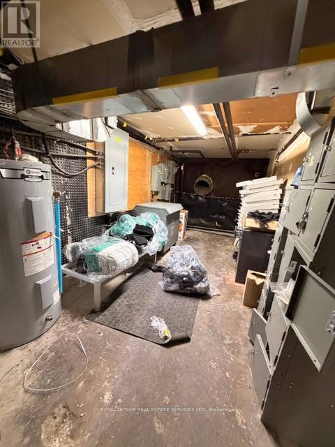 995 Bloor Street W Property Photo 47