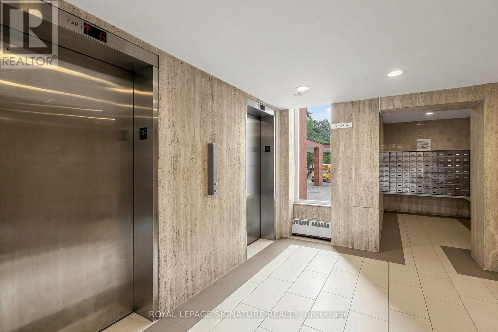 411 - 100 Leeward Glenway Property Photo 3