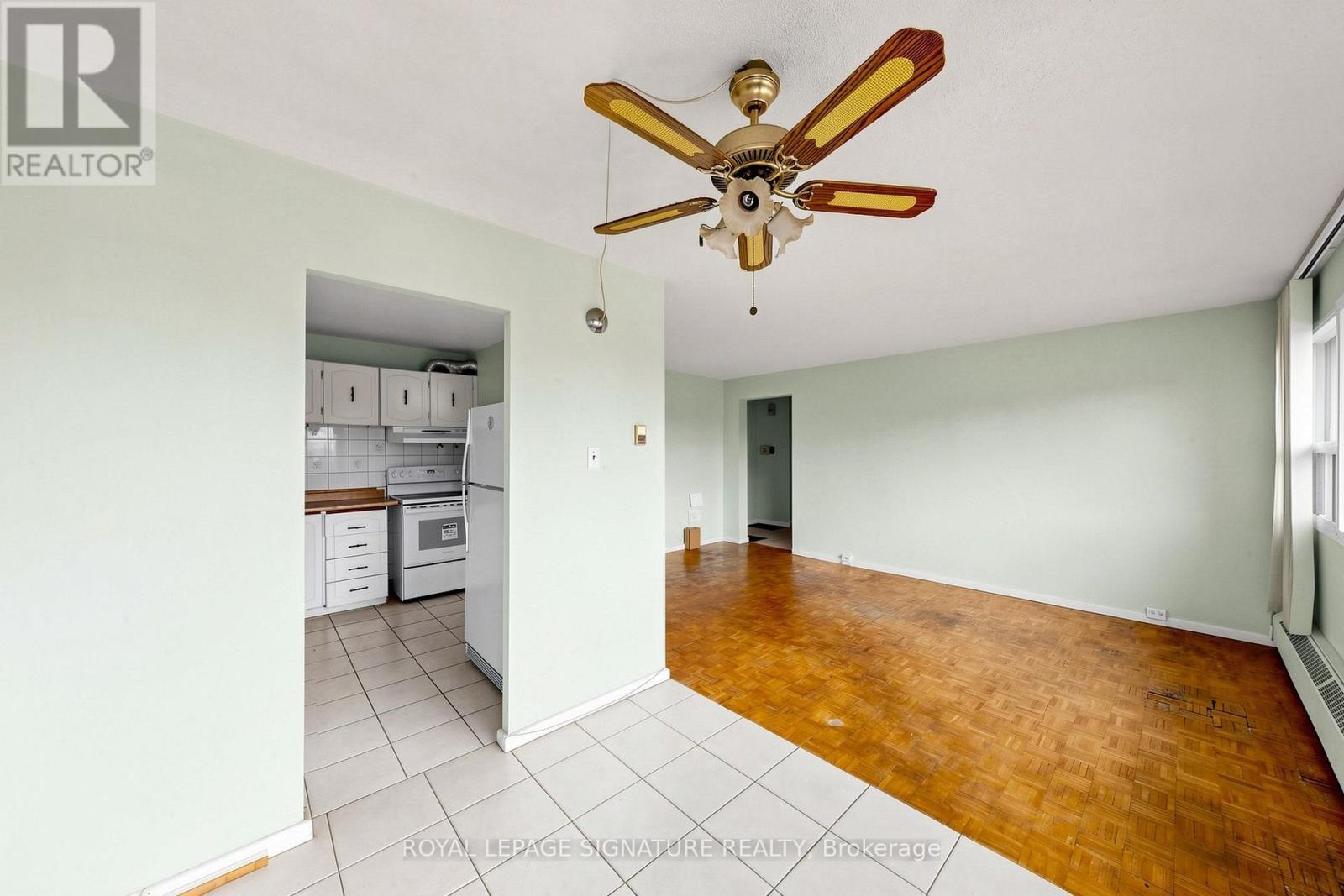 411 - 100 Leeward Glenway Property Photo 7