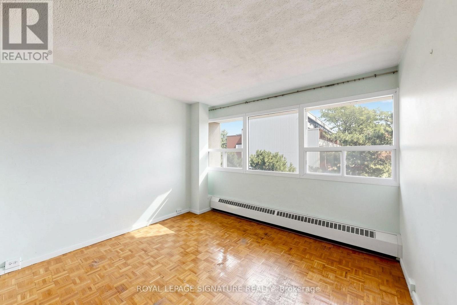 411 - 100 Leeward Glenway Property Photo 11