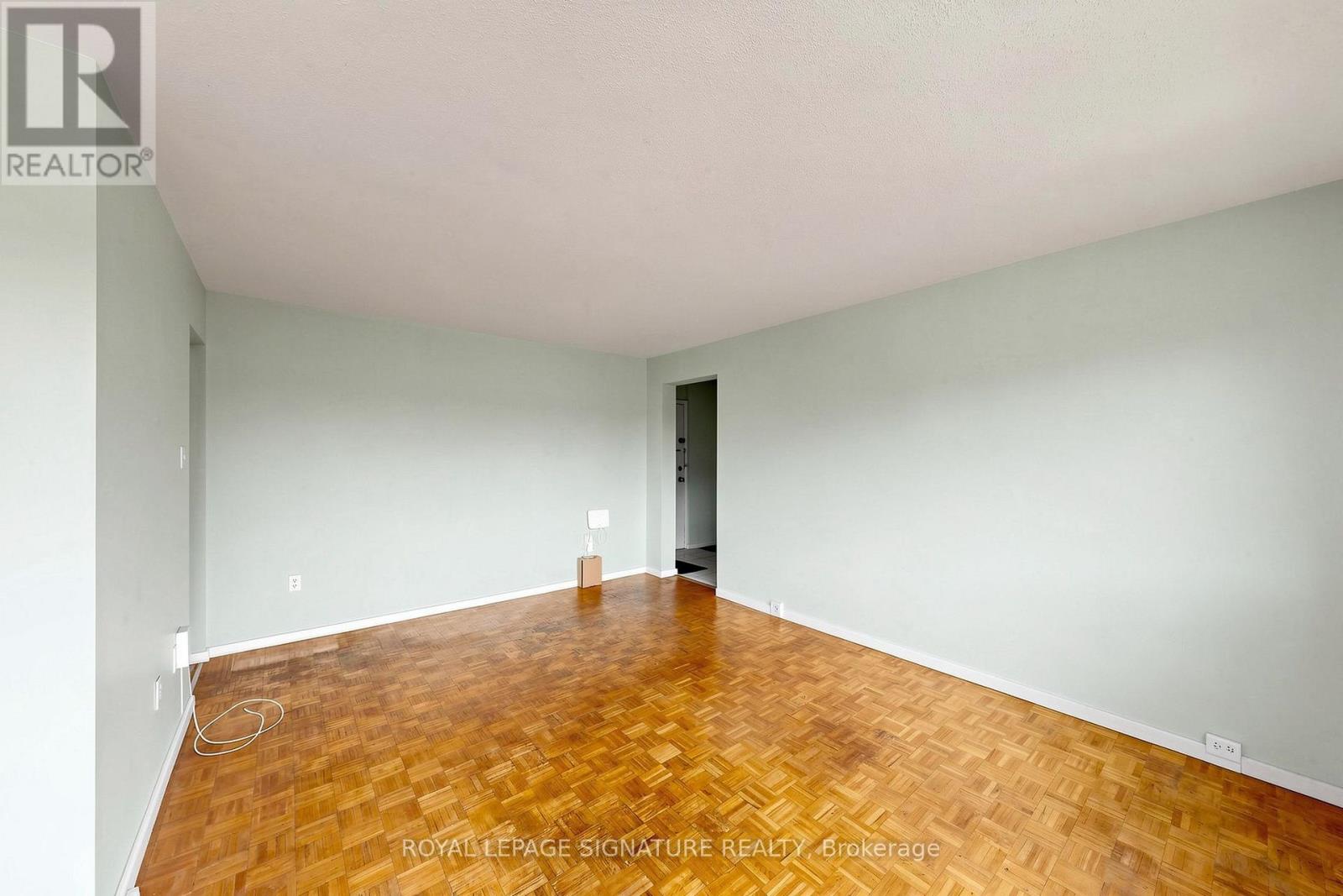 411 - 100 Leeward Glenway Property Photo 12