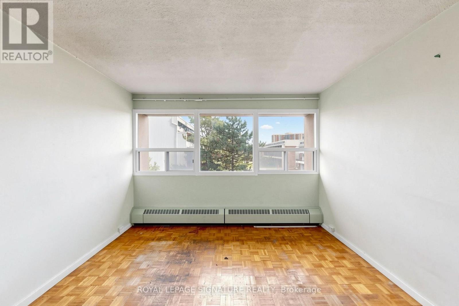 411 - 100 Leeward Glenway Property Photo 14