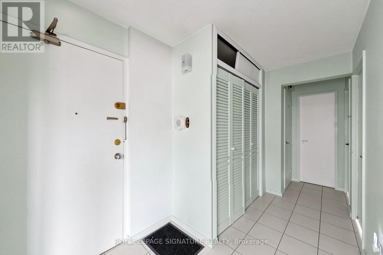 411 - 100 Leeward Glenway Property Photo 17