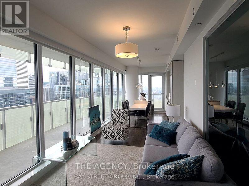 4109 - 197 Yonge Street Property Photo 1