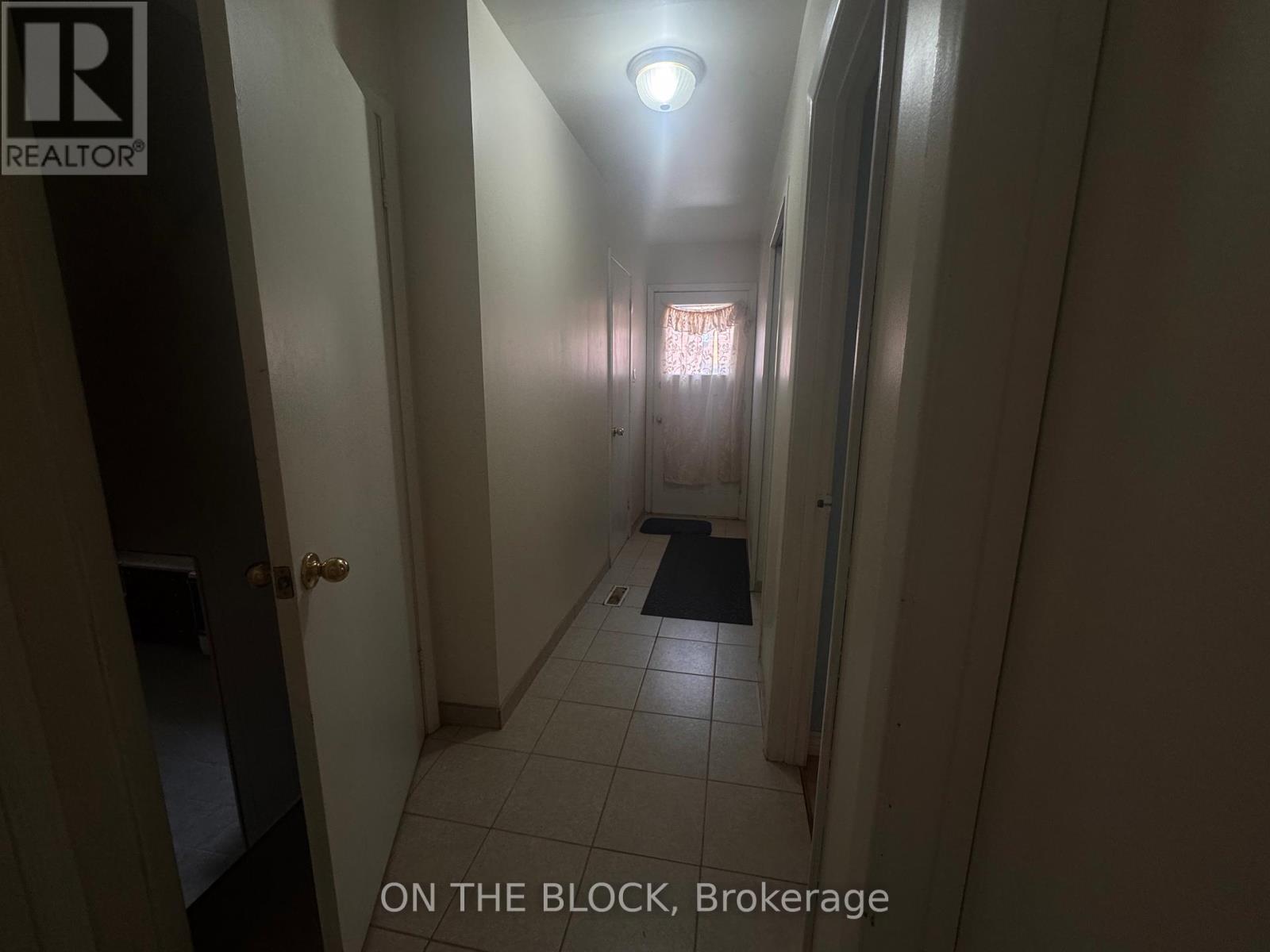 33 HARRINGTON CRESCENT