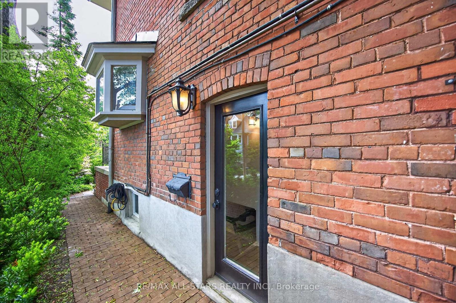 30 Edgewood Crescent Property Photo 41
