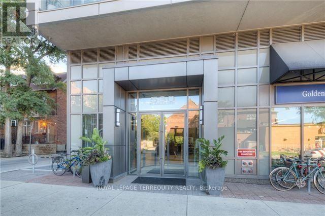 1106 - 530 St Clair Avenue W Property Photo 2