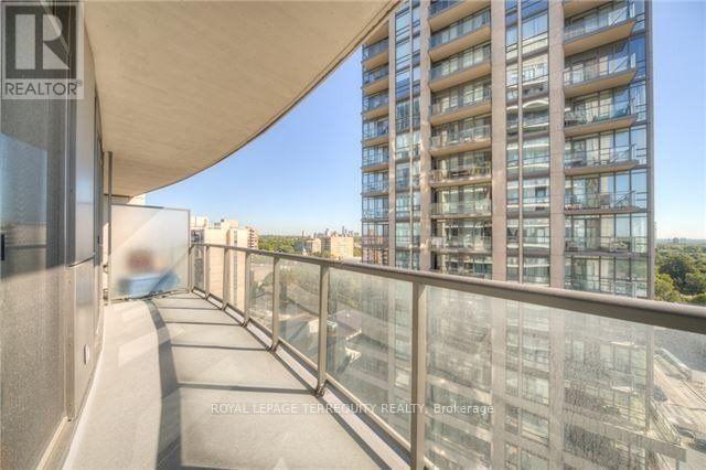 1106 - 530 St Clair Avenue W Property Photo 5