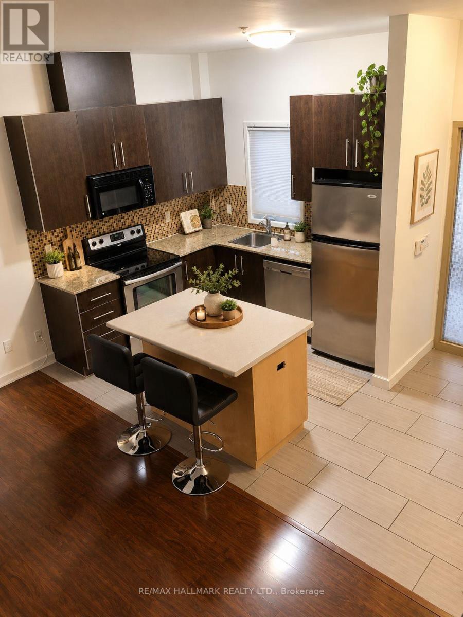 Gt9 - 539 Jarvis Street Property Photo 6