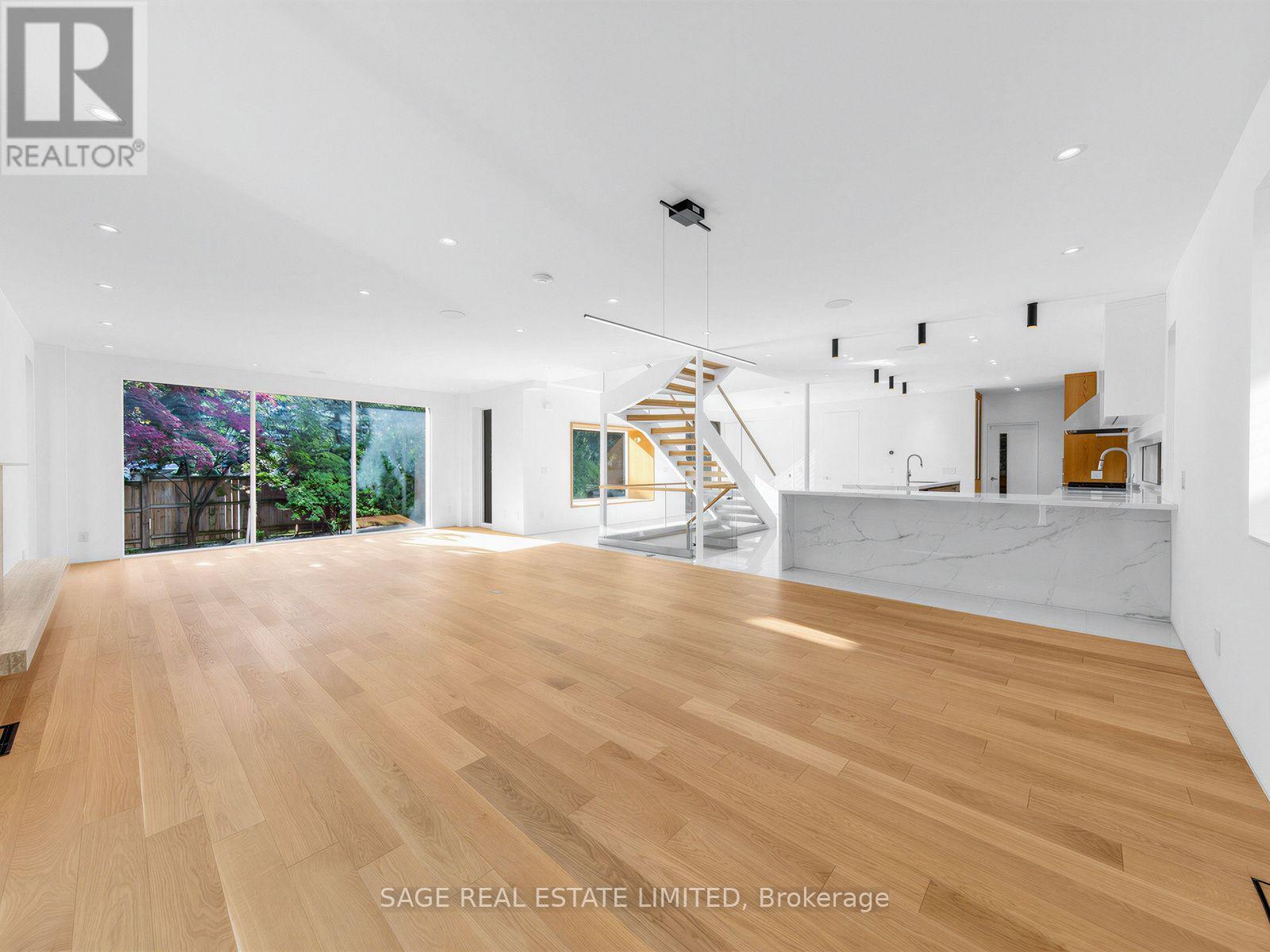 2 Addison Crescent Property Photo 5