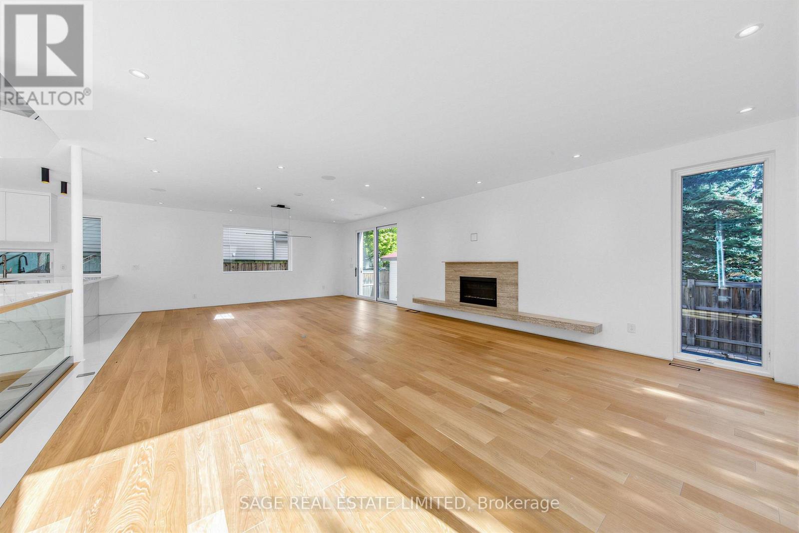 2 Addison Crescent Property Photo 9