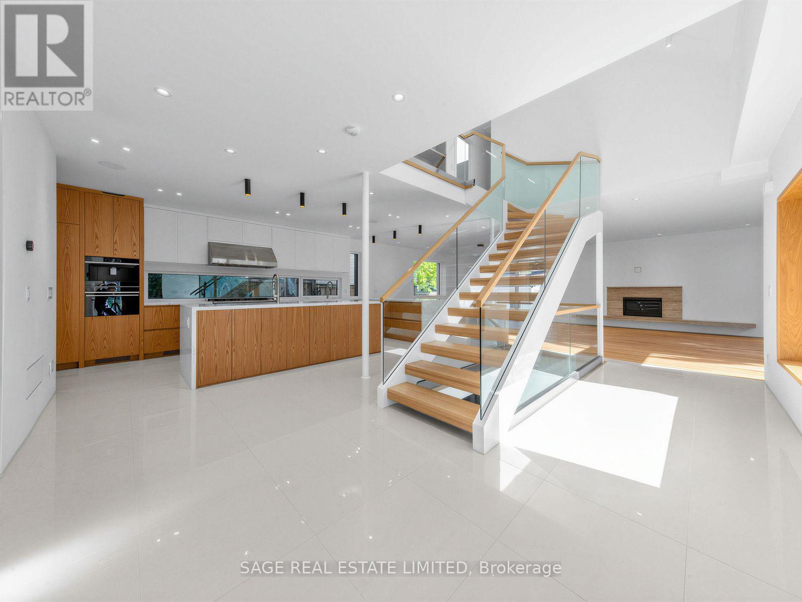 2 Addison Crescent Property Photo 16