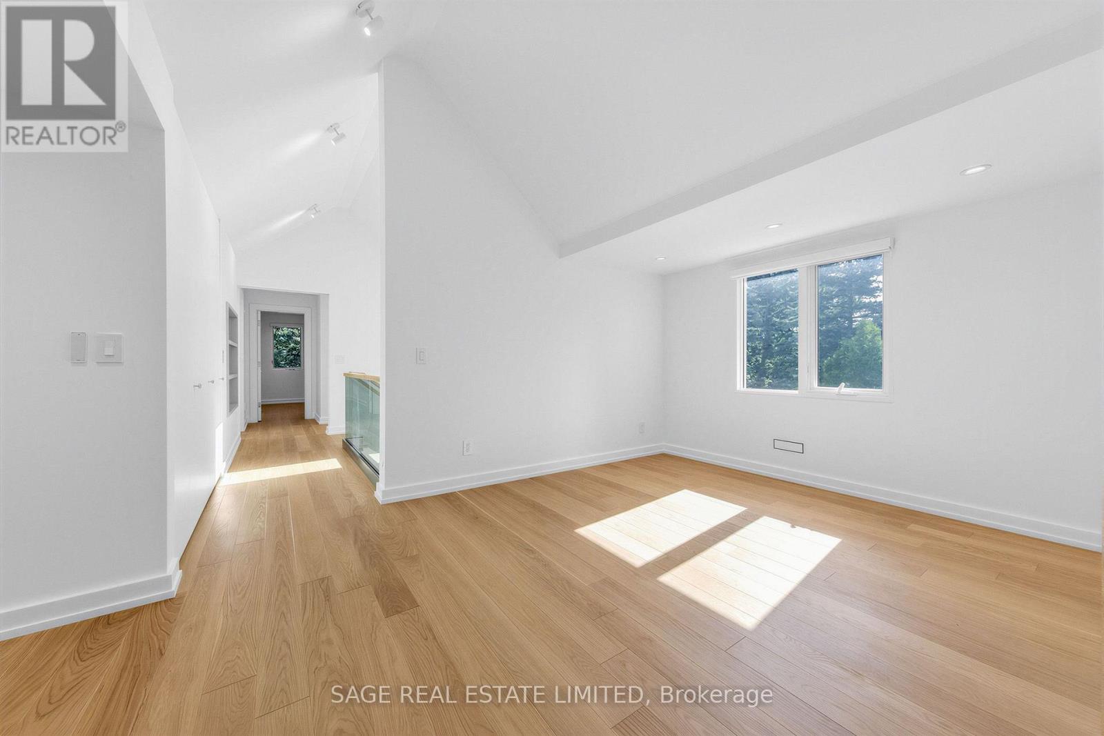 2 Addison Crescent Property Photo 20