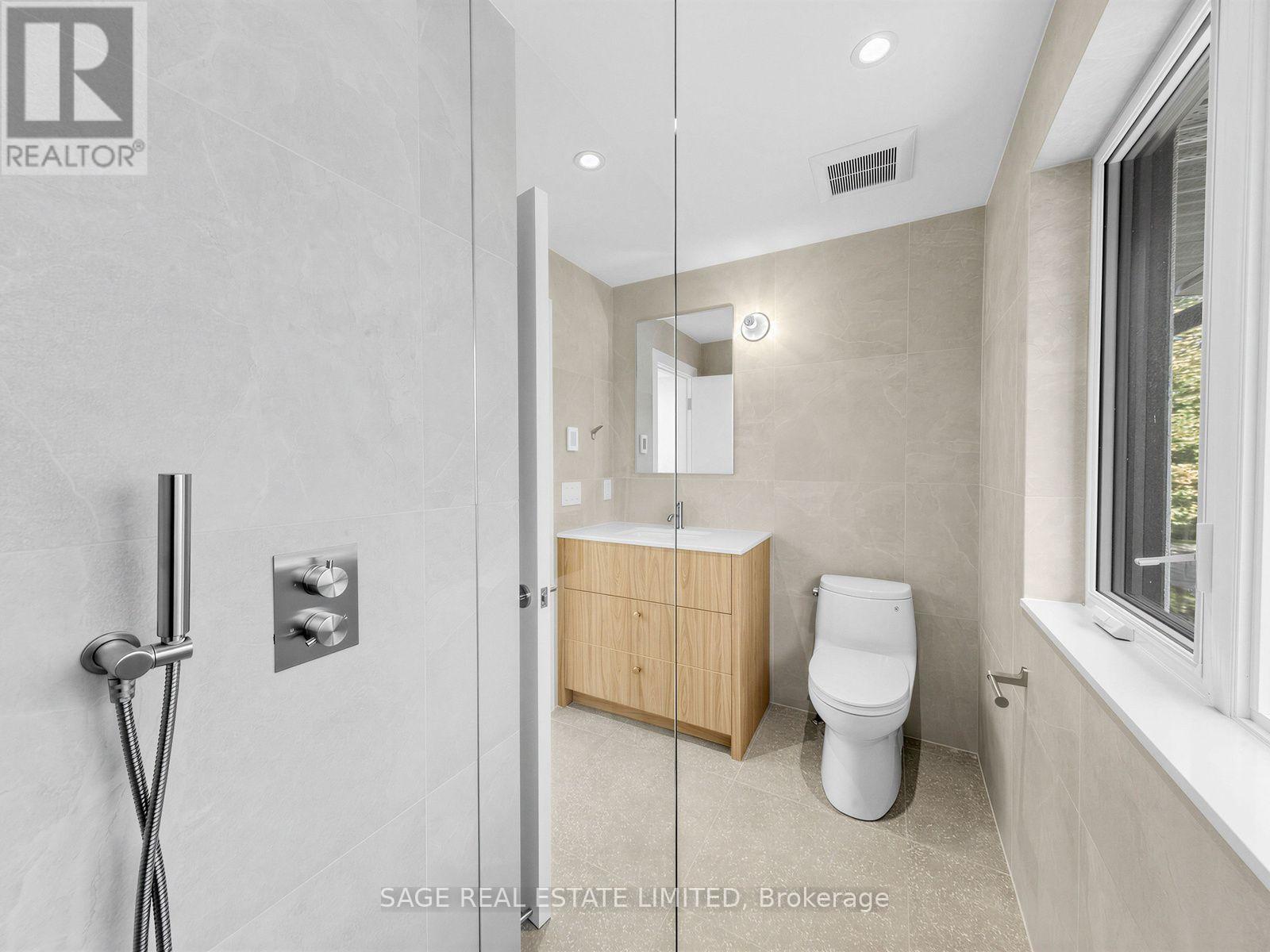 2 Addison Crescent Property Photo 36