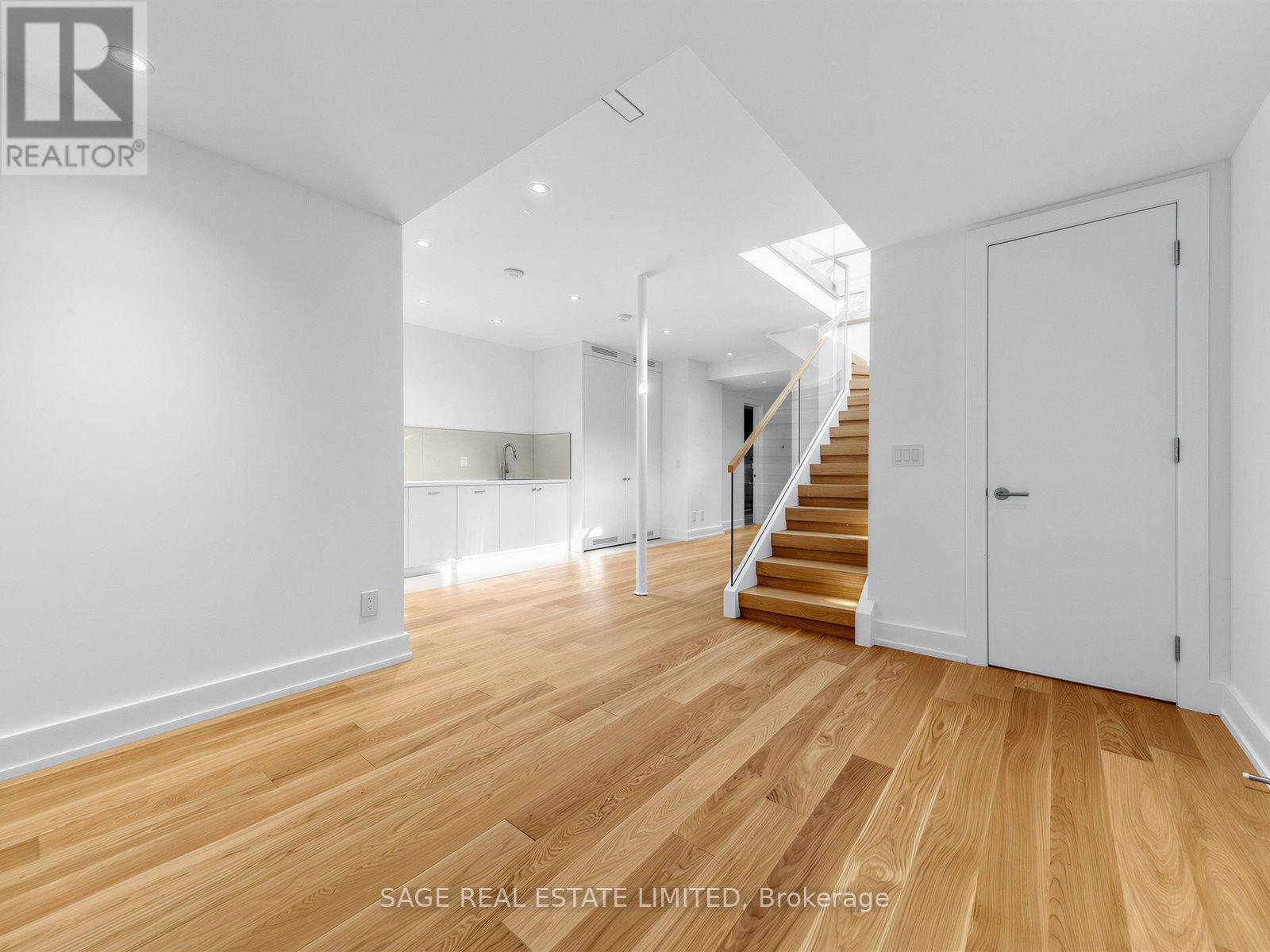 2 Addison Crescent Property Photo 40