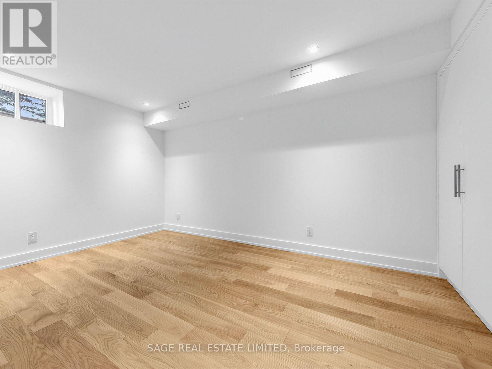 2 Addison Crescent Property Photo 44