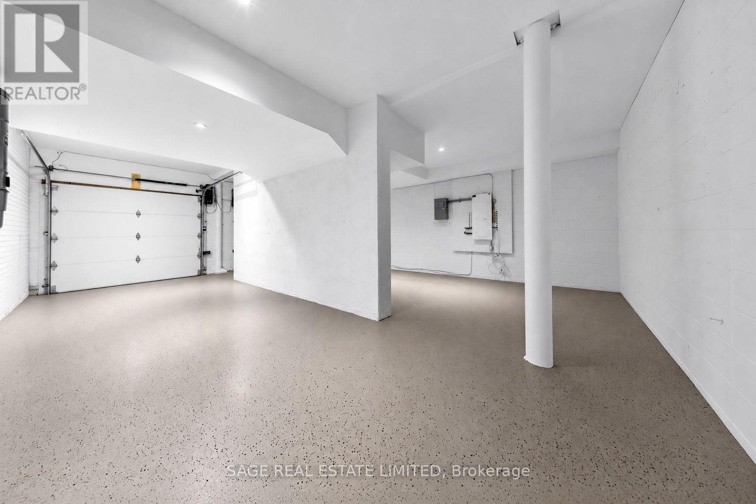 2 Addison Crescent Property Photo 48