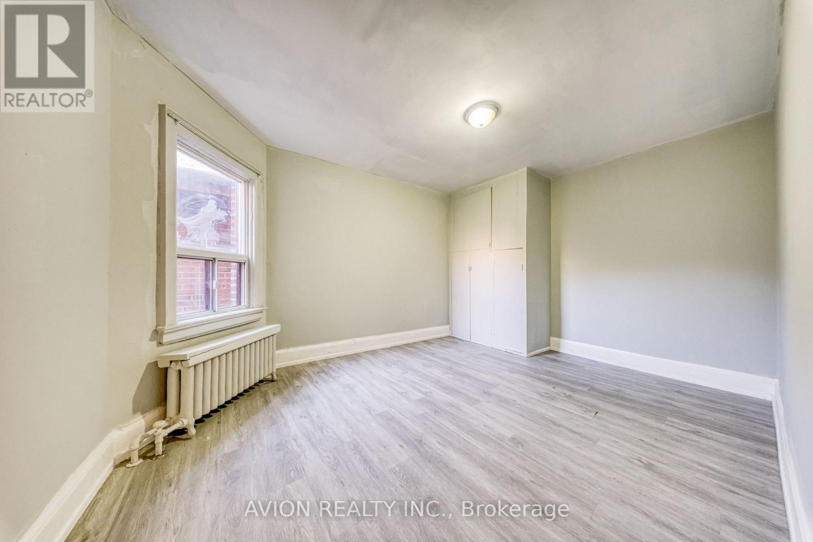 54 Ryerson Avenue Property Photo 21