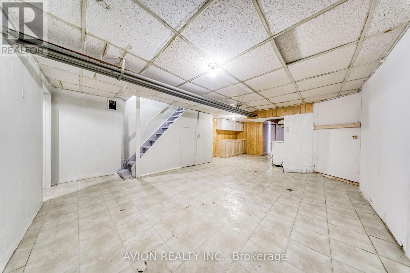 54 Ryerson Avenue Property Photo 29