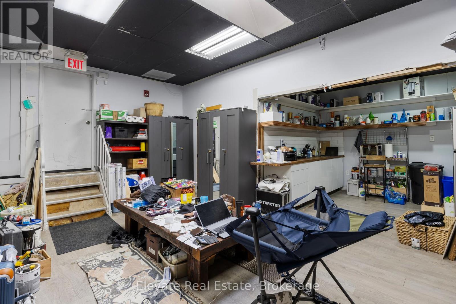 846 College Street Property Photo 20