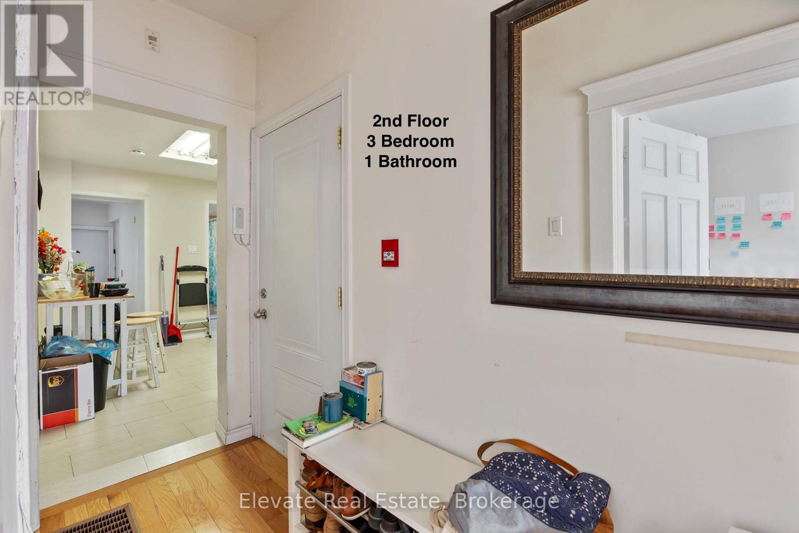 846 College Street Property Photo 23