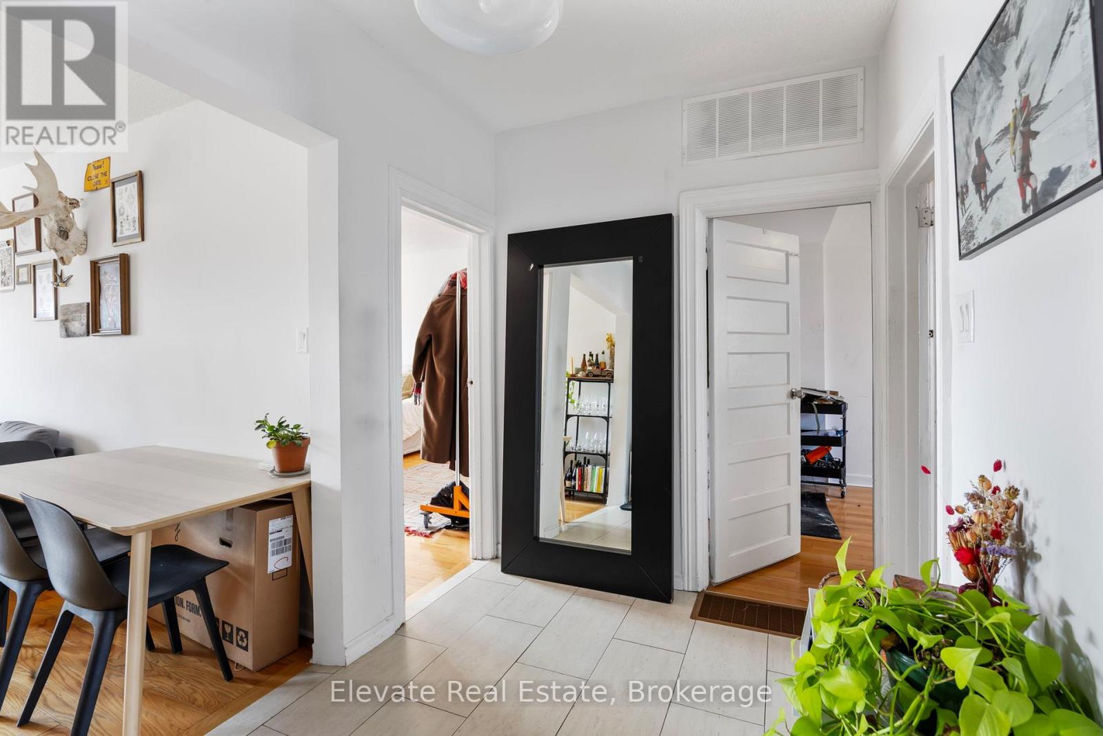 846 College Street Property Photo 37
