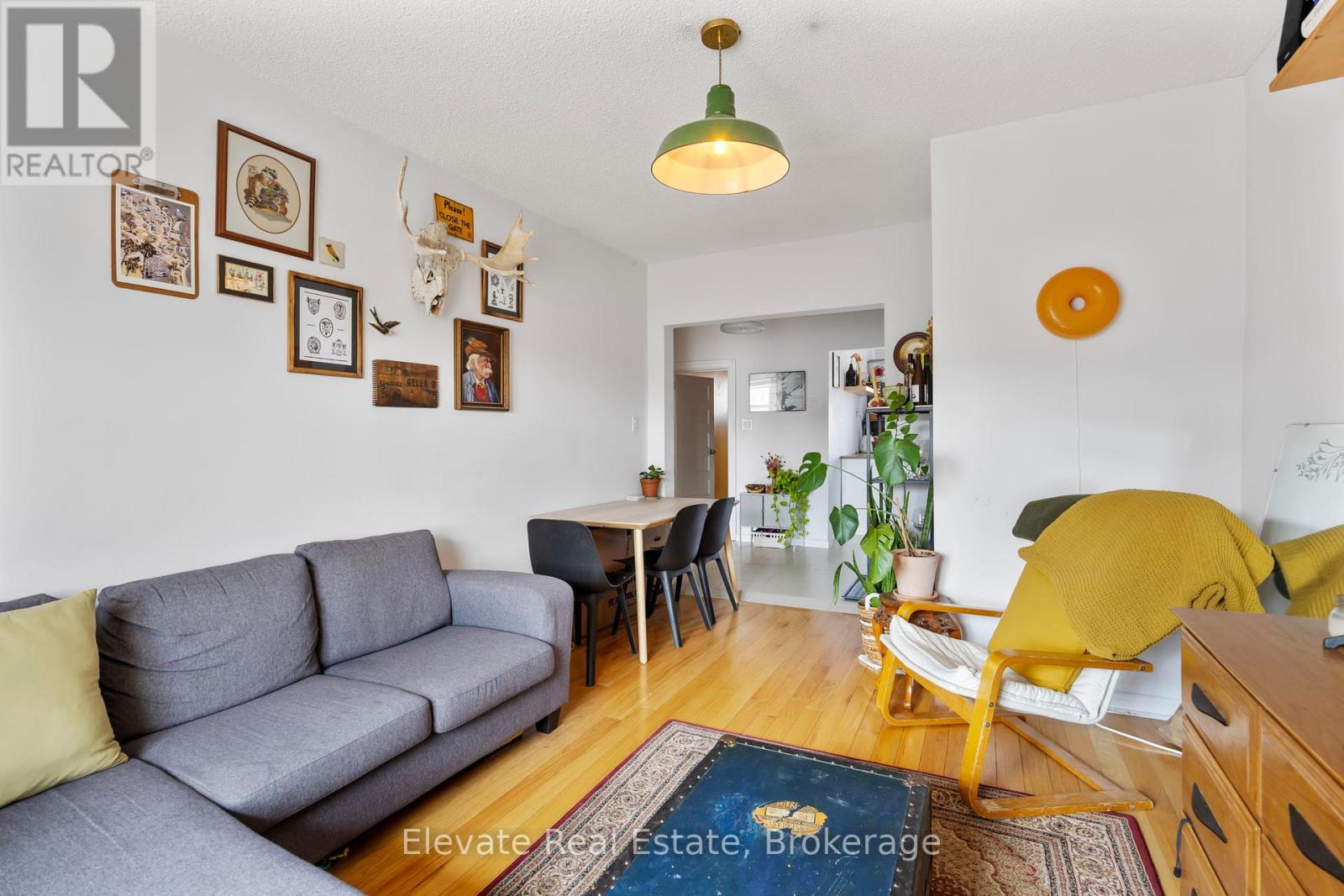 846 College Street Property Photo 40