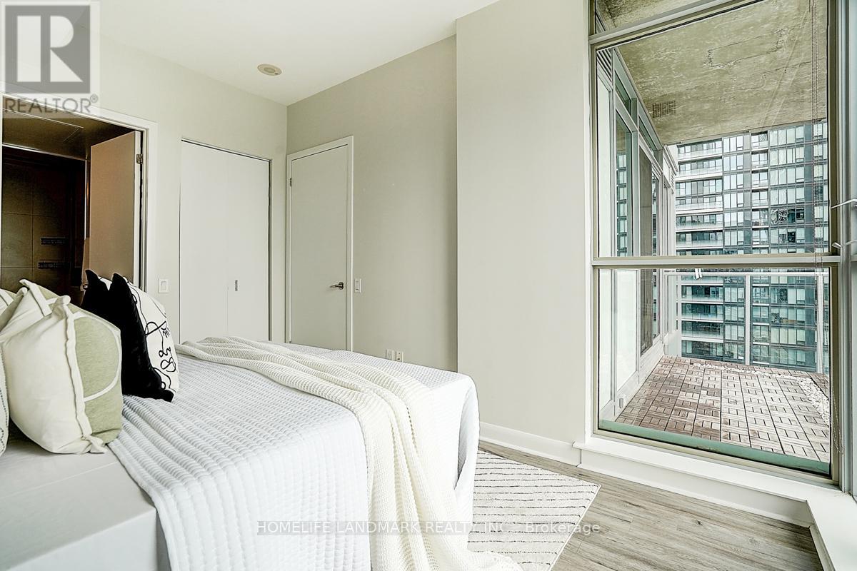 3103 - 375 King Street W Property Photo 22