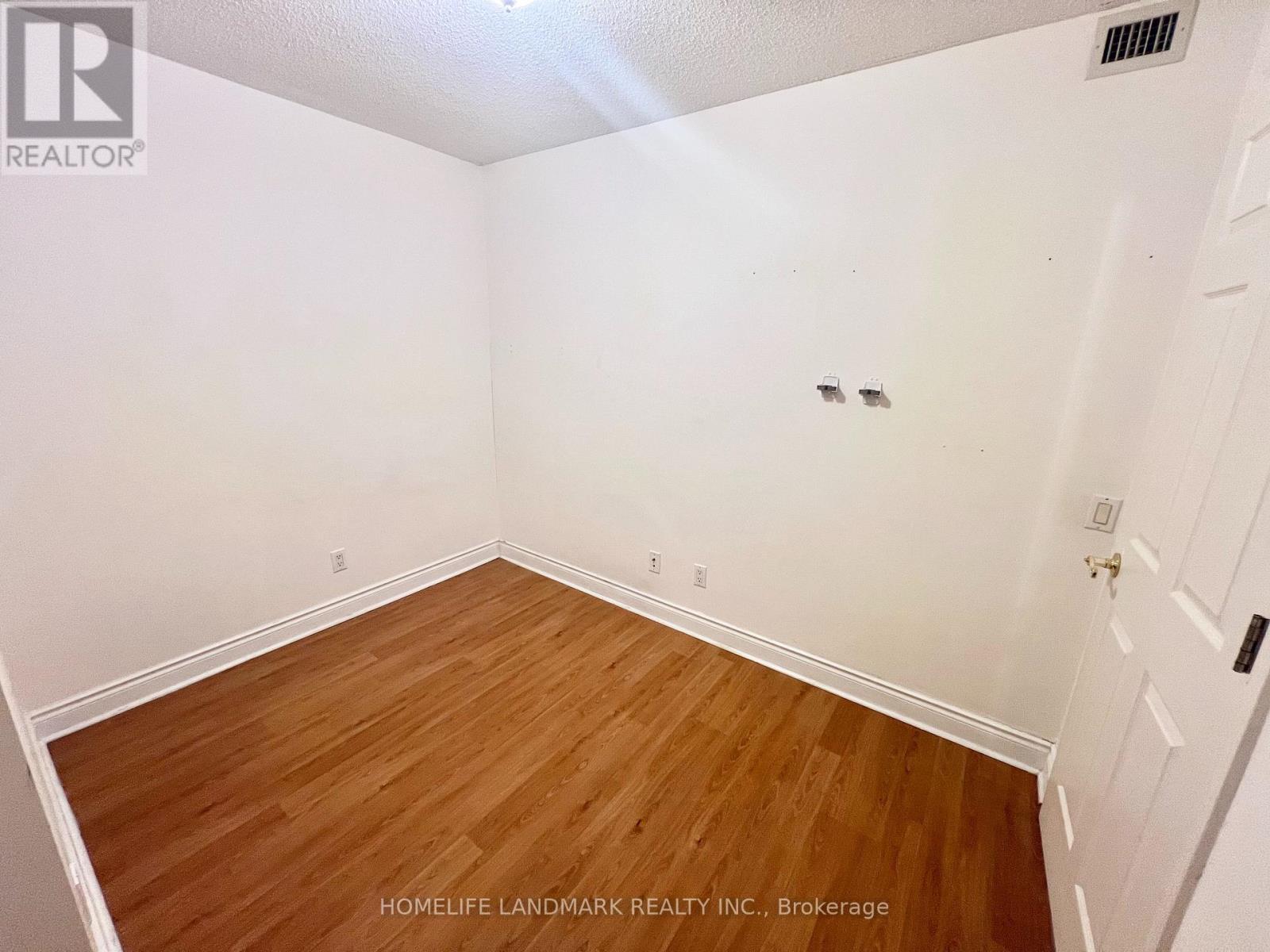 2304 - 10 Northtown Way Property Photo 13