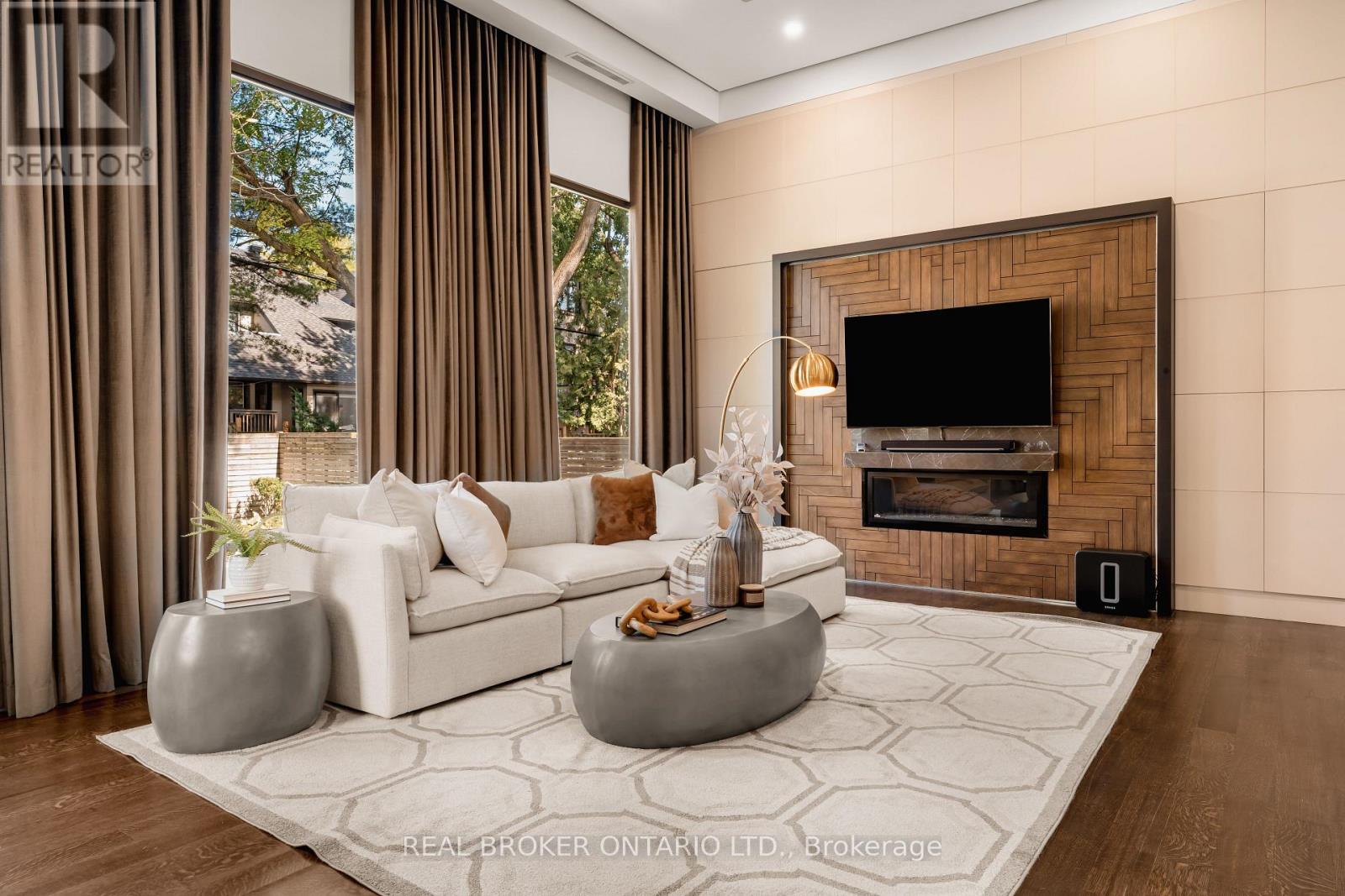 436 Glengarry Avenue Property Photo 1