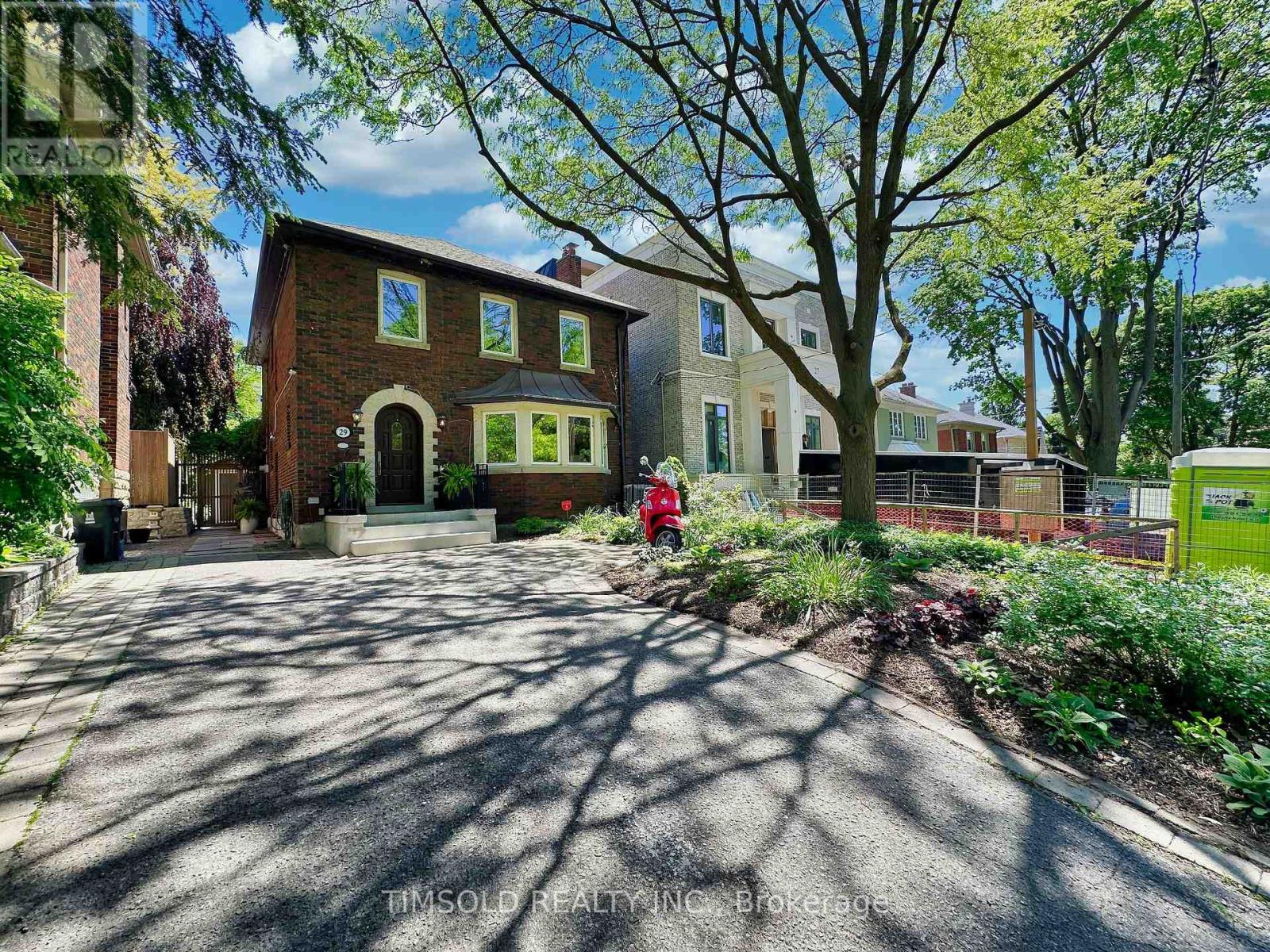 29 TARLTON ROAD