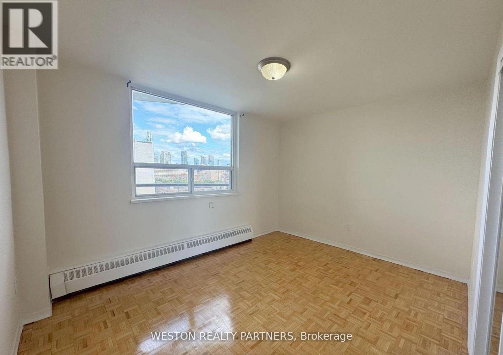 801 - 44 Walmer Road Property Photo 3