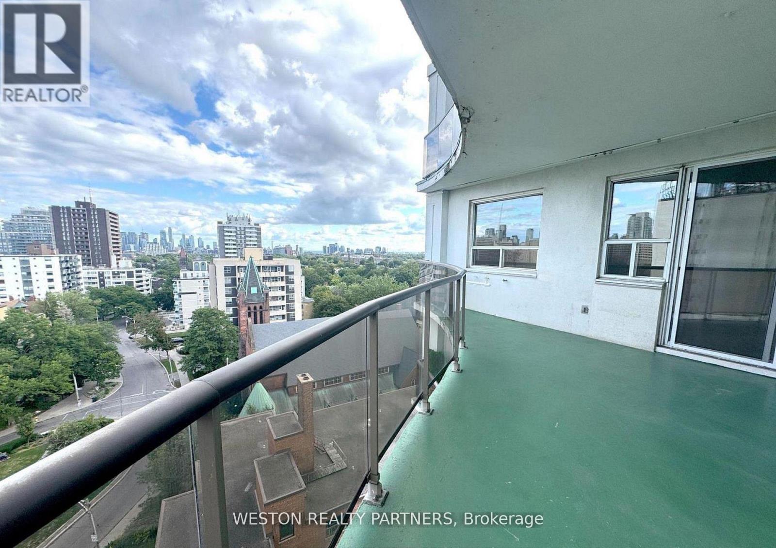 801 - 44 Walmer Road Property Photo 5