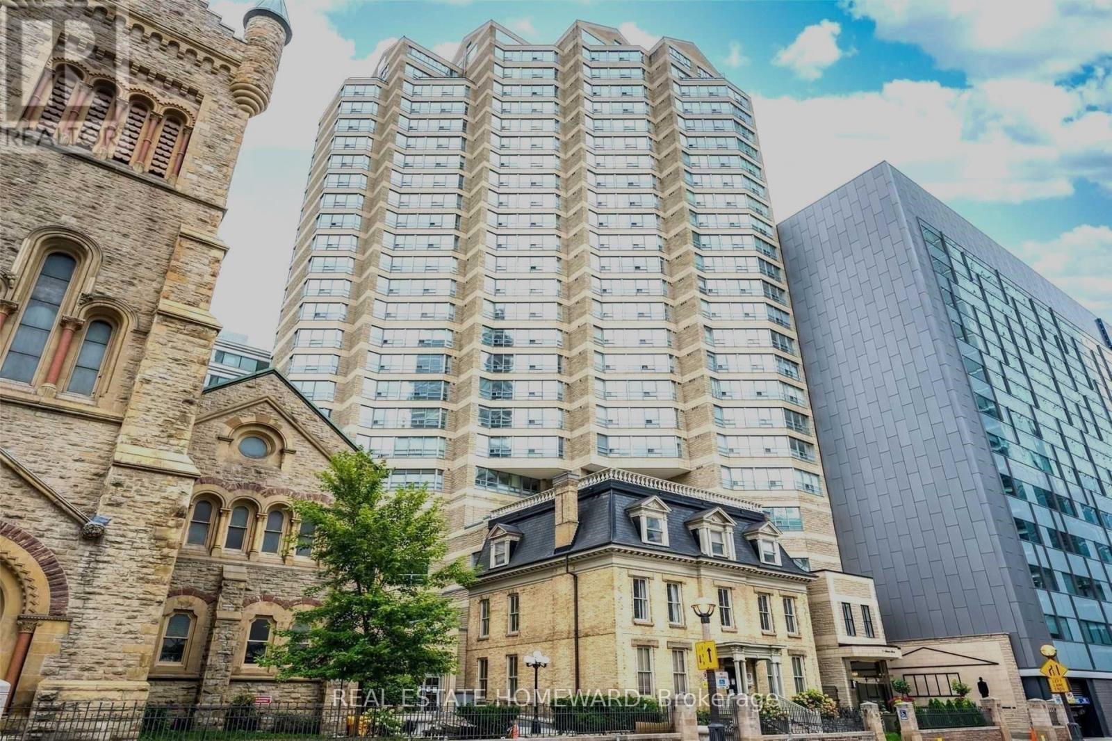 702 - 71 Simcoe Street Property Photo 1