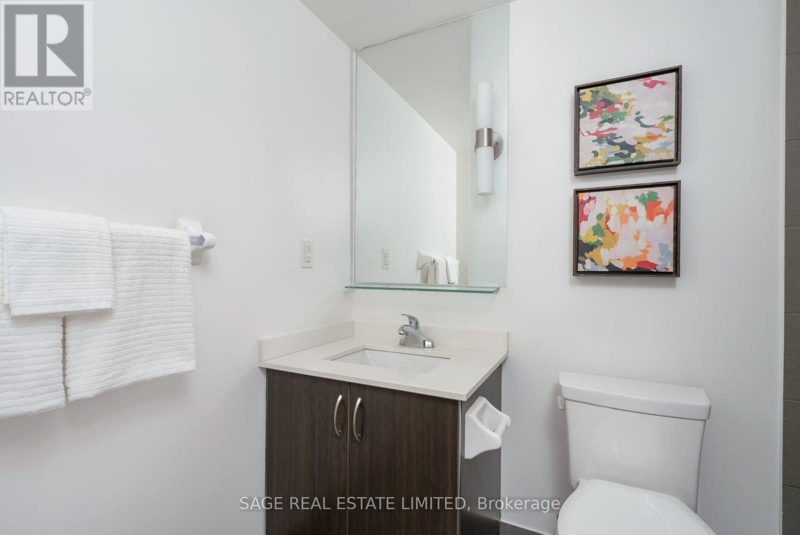 905 - 320 Richmond Street E Property Photo 11