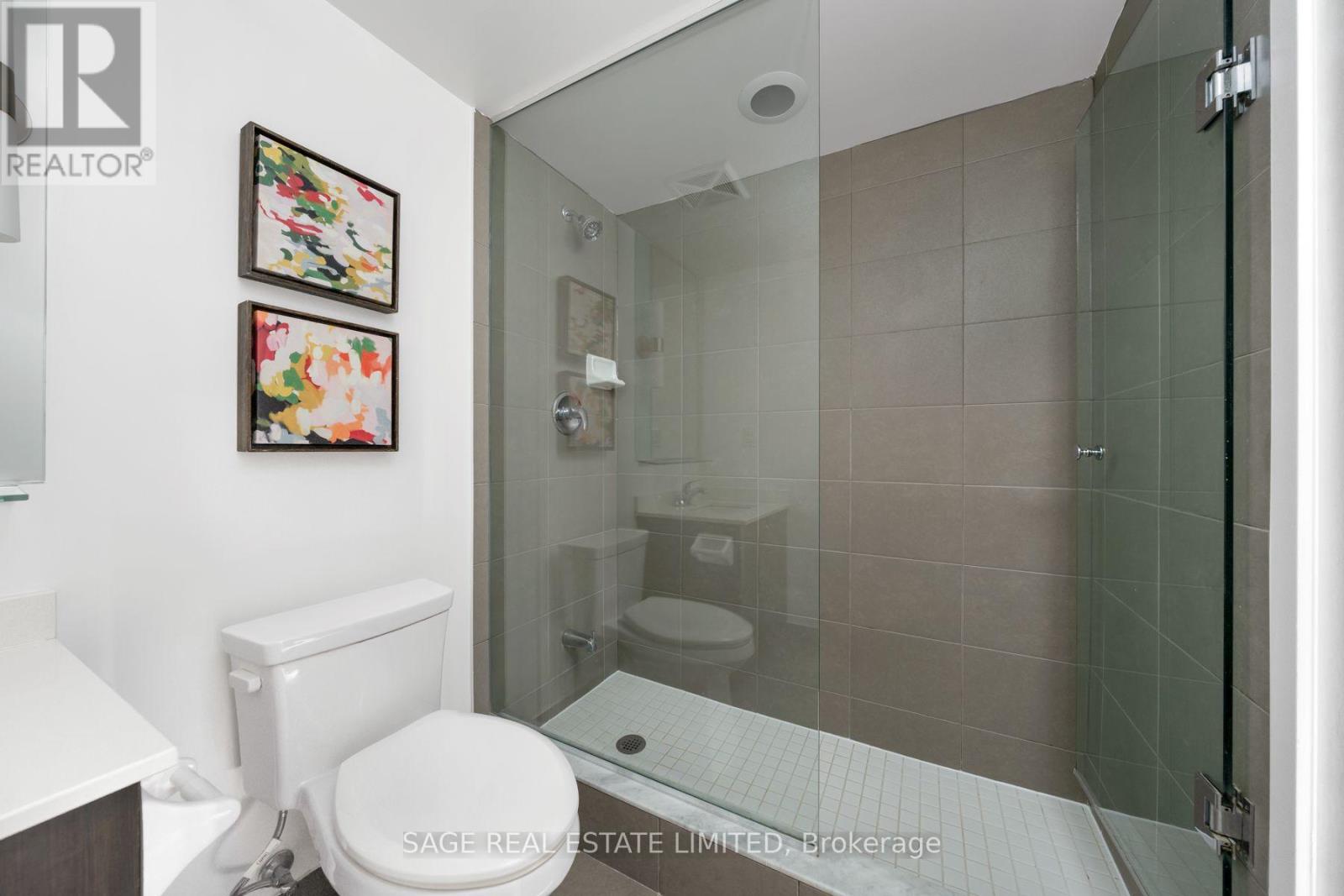 905 - 320 Richmond Street E Property Photo 12