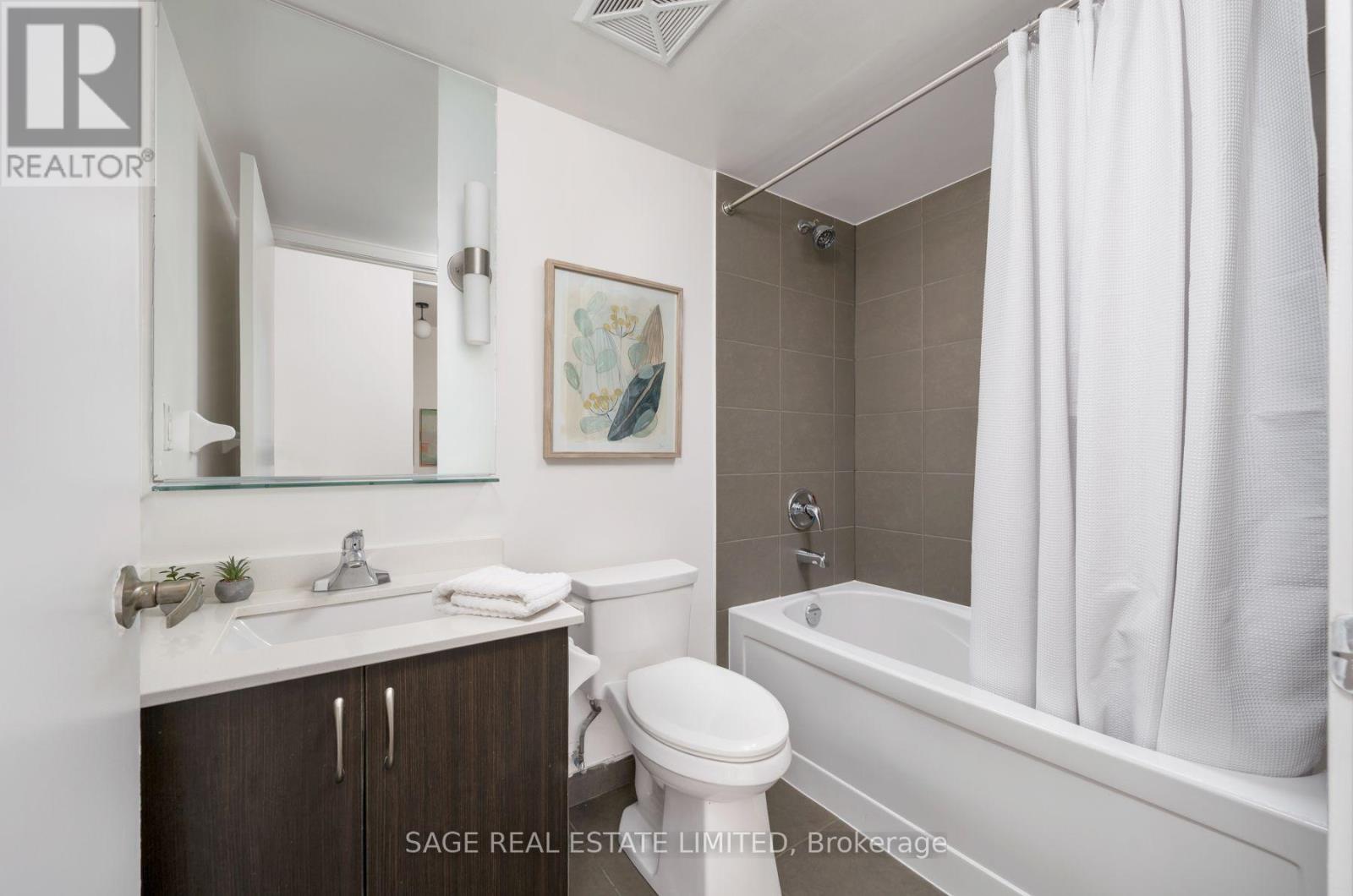 905 - 320 Richmond Street E Property Photo 16