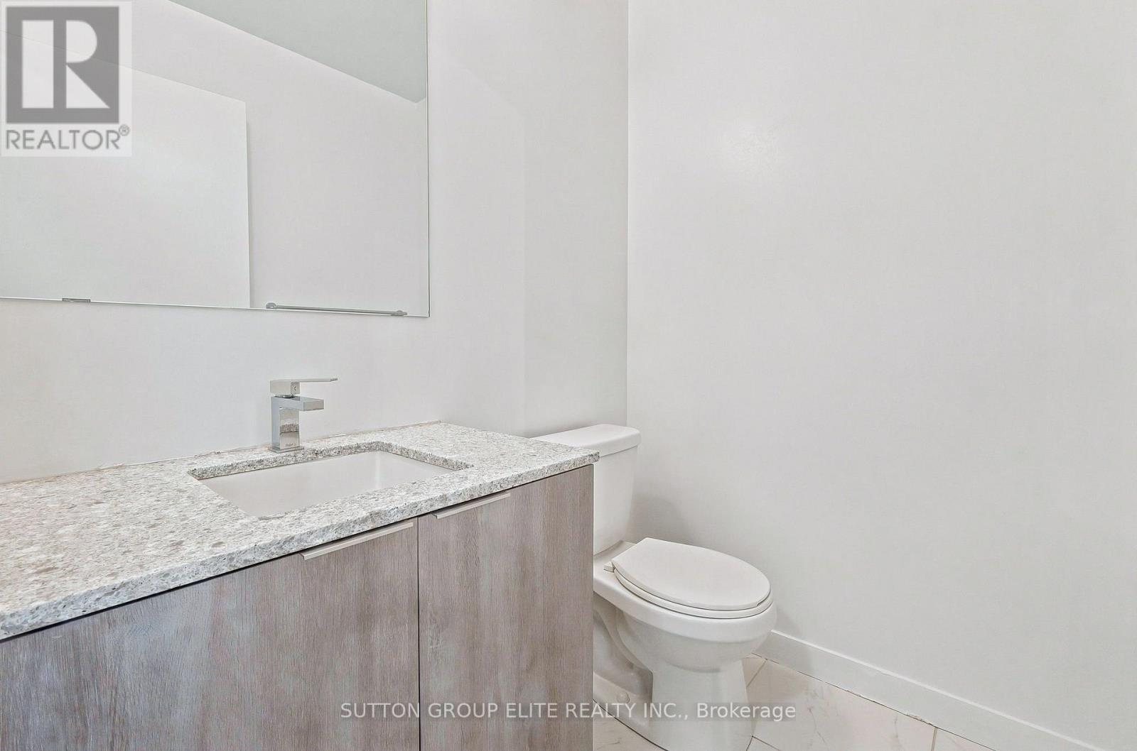 106 - 31 Tippett Road Property Photo 17