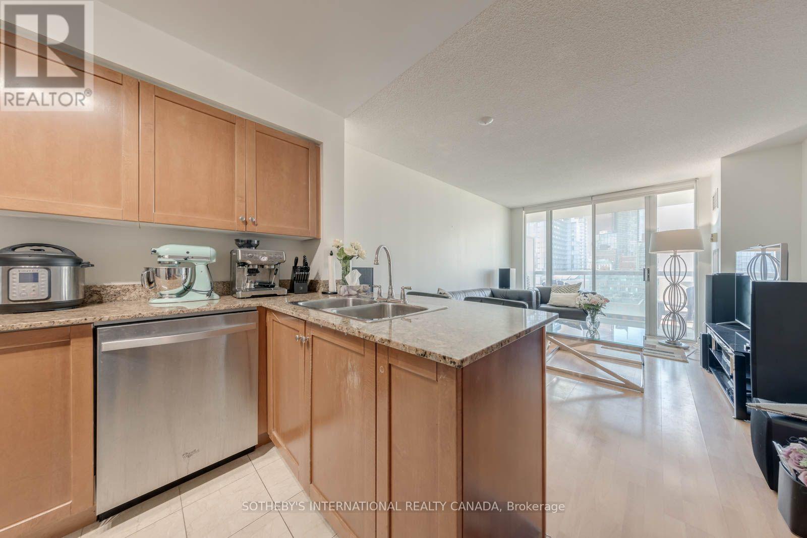 1264 - 313 Richmond Street E Property Photo 1