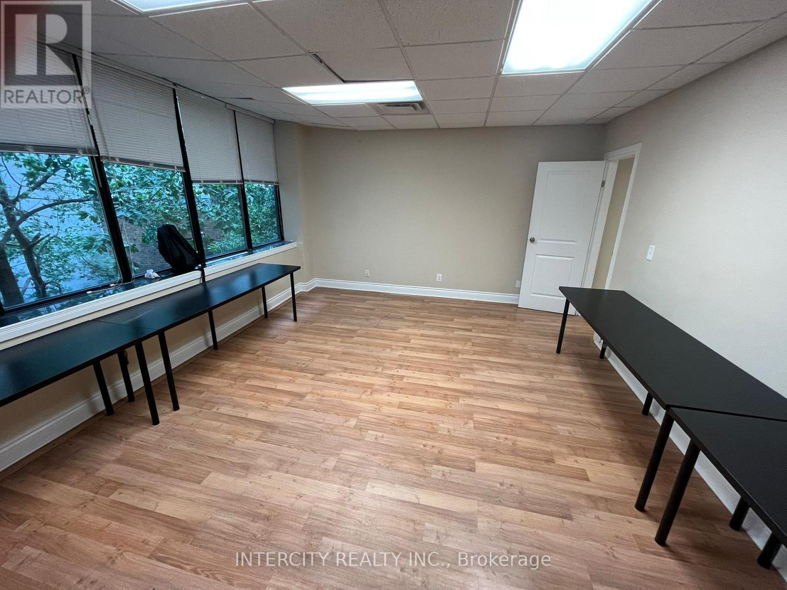 390 - 20 Eglinton Avenue E Property Photo 2