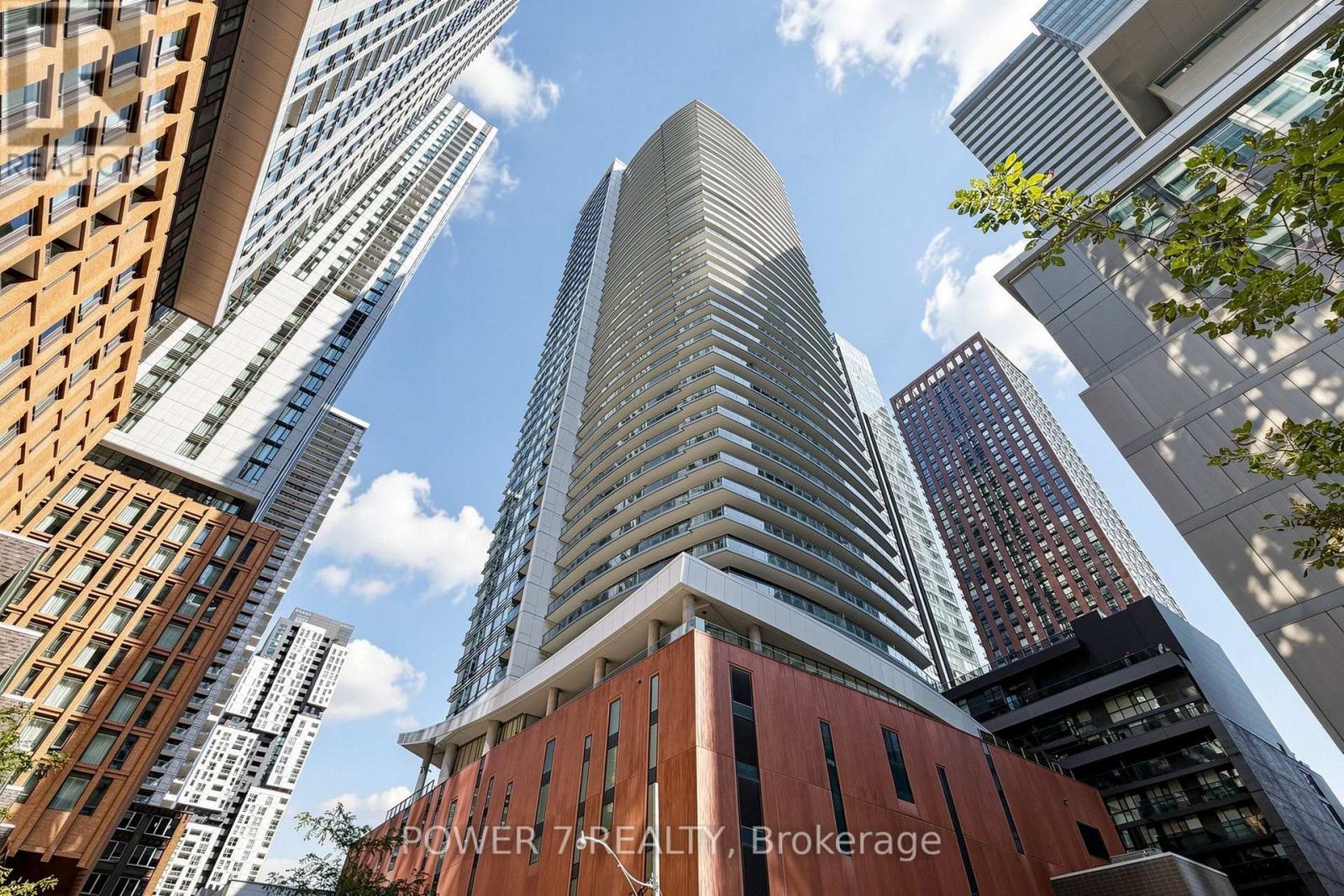 4207 - 21 Widmer Street Property Photo 1