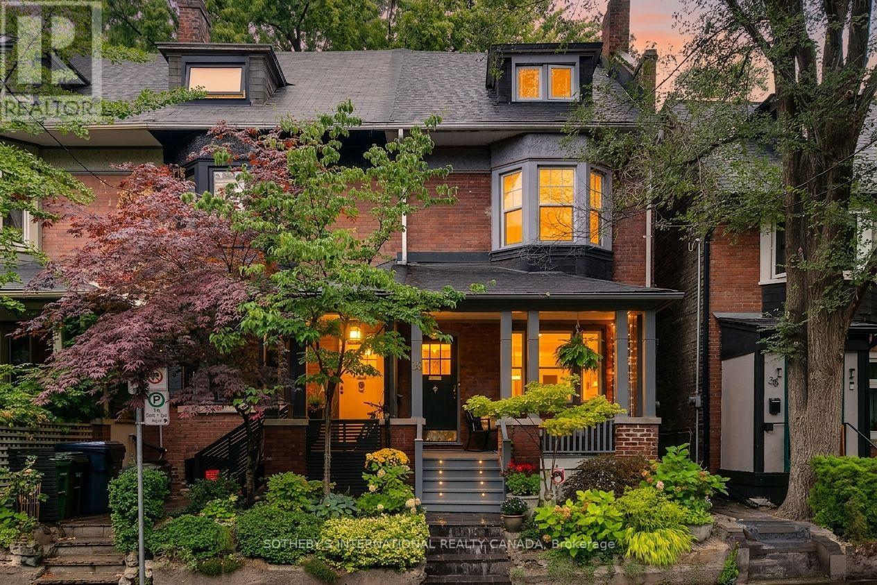 36 Aberdeen Avenue Property Photo 1