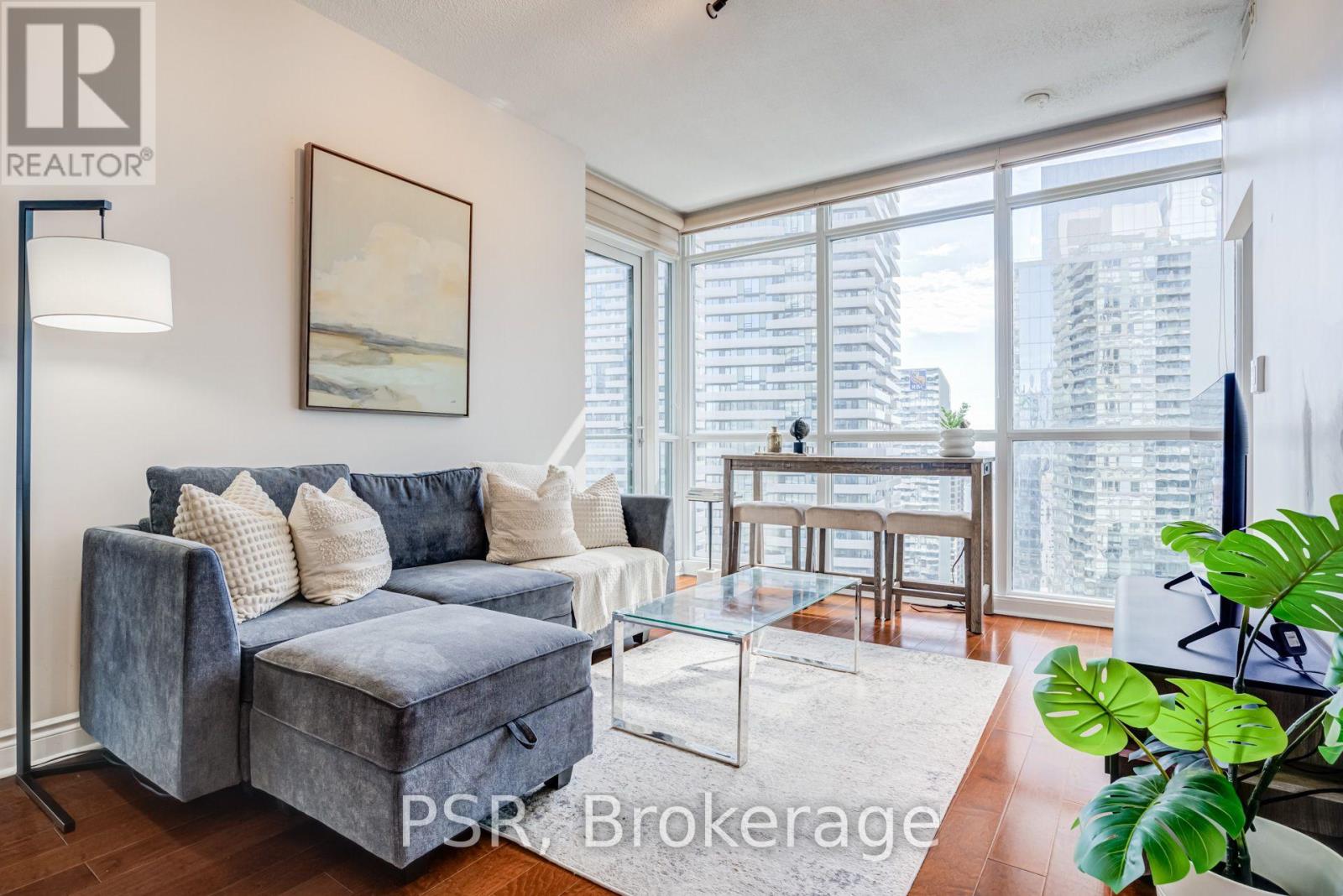 3401 - 65 Bremner Boulevard Property Photo 1