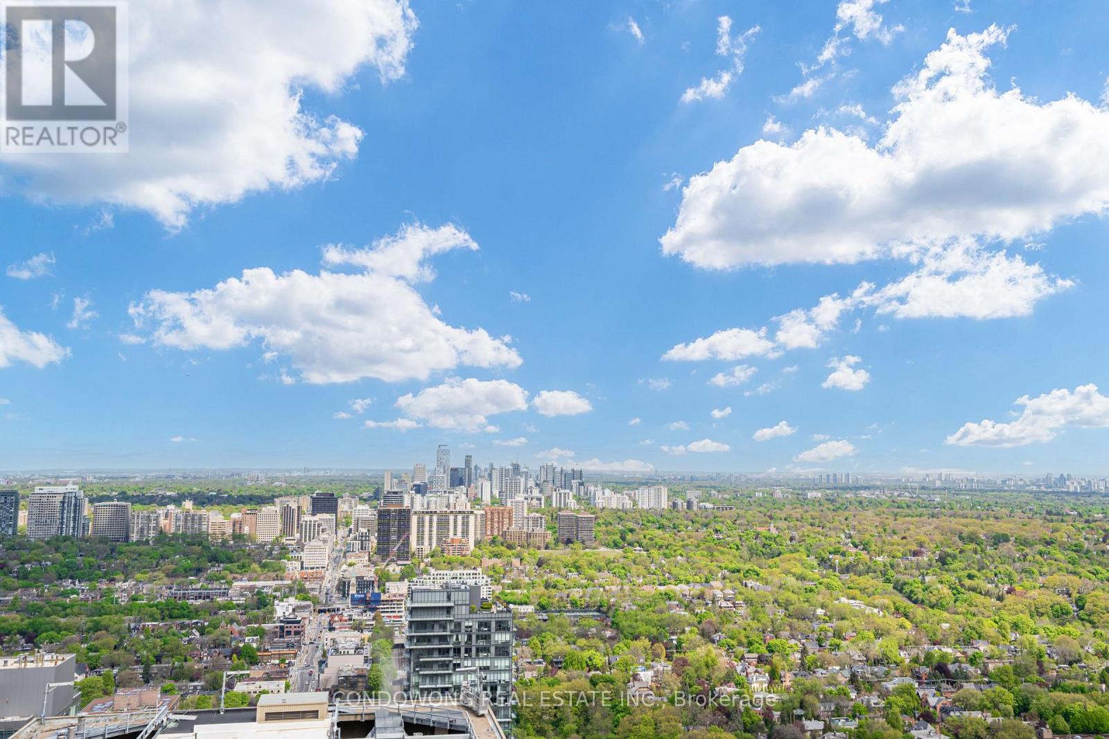 4710 - 1 Bloor Street E Property Photo 28