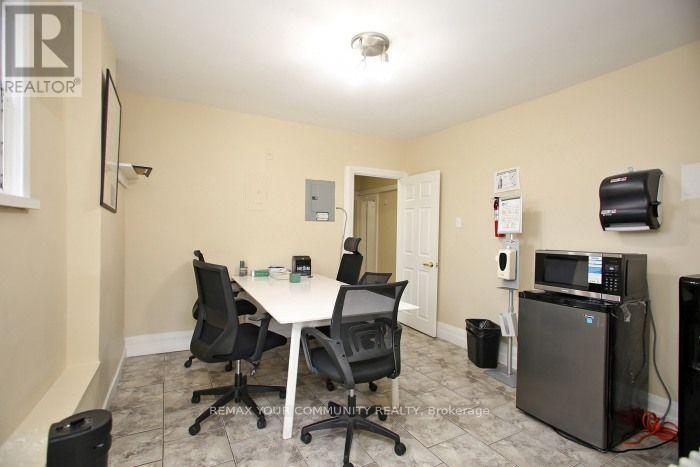 617 Vaughan Road Property Photo 5