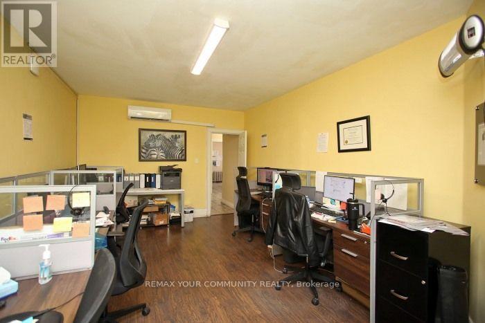 617 Vaughan Road Property Photo 8